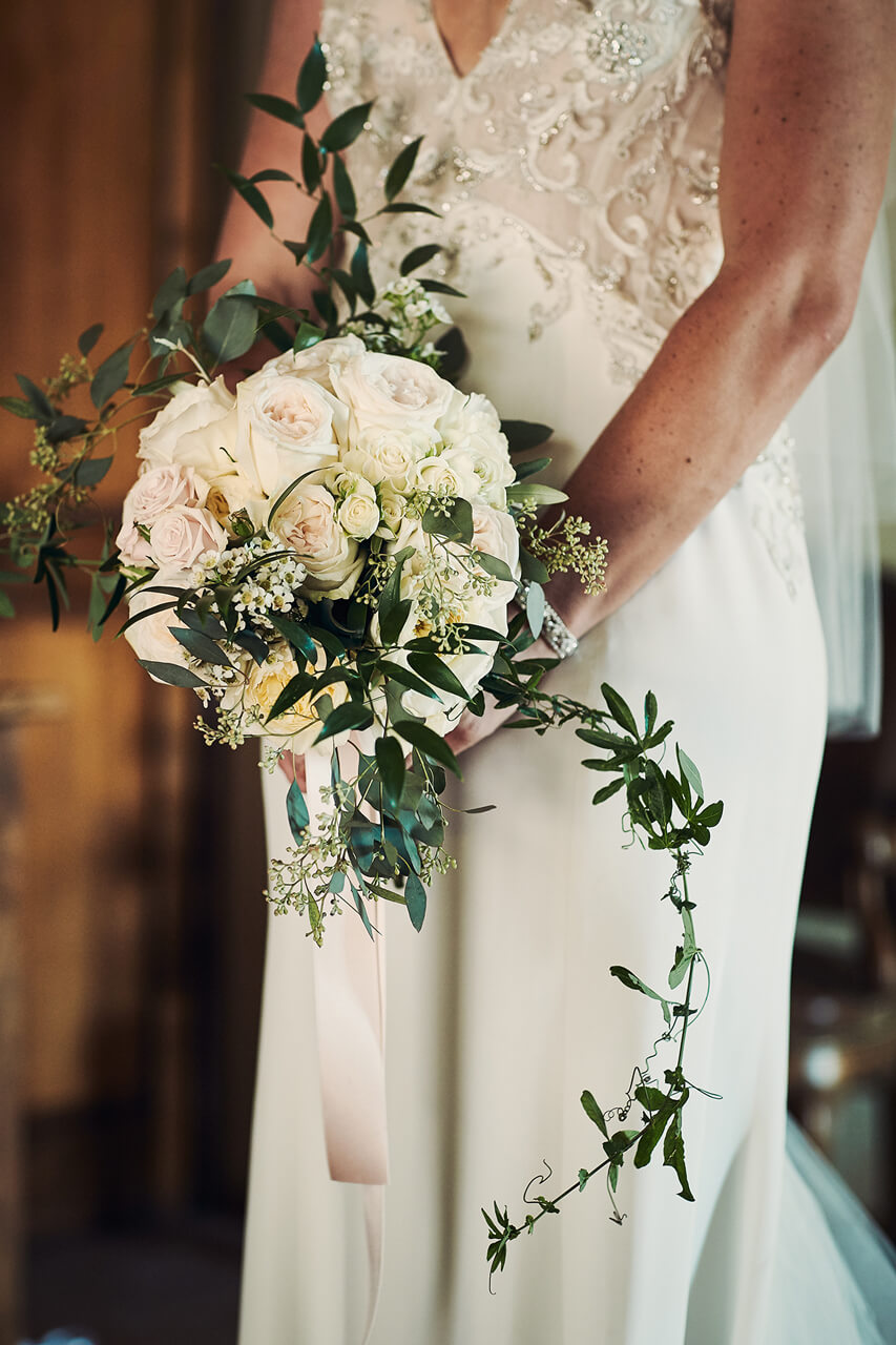 beautiful wedding bouquet tuscany