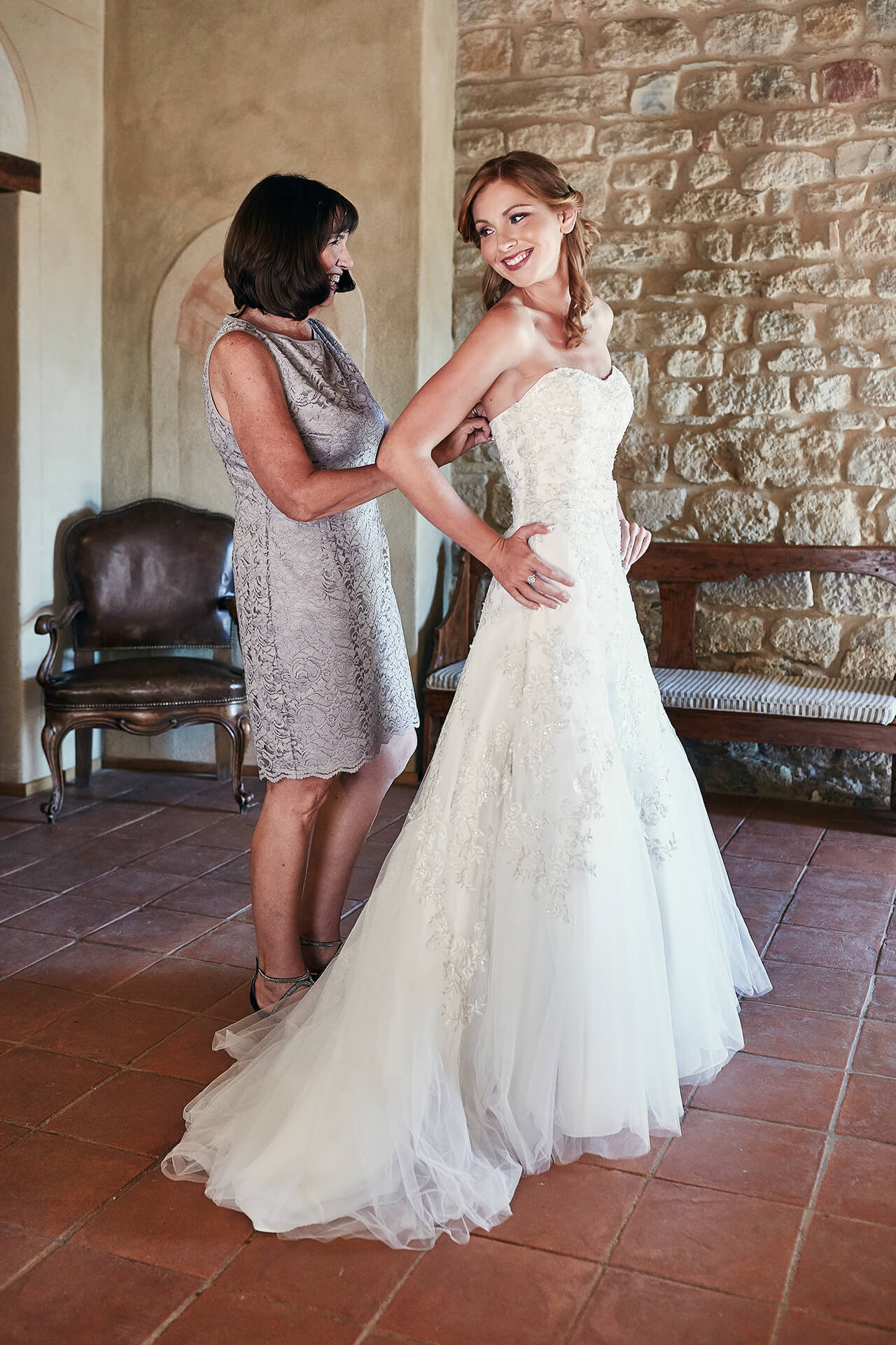 tuscan wedding at Borgo Petrognano