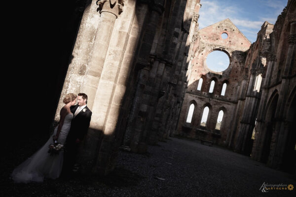 James & Jennifer wedding at San Galgano Abbey