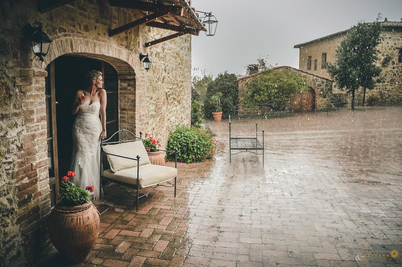 celebrate marriage in Tuscany