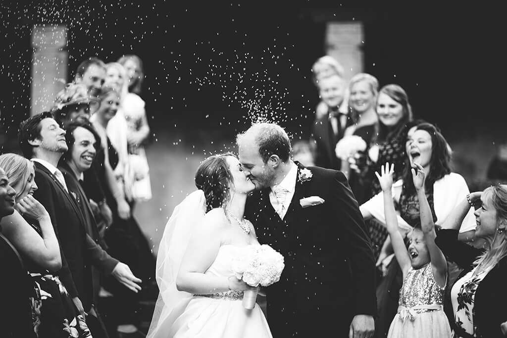  wedding in vicar’s palace’s courtyard in Certaldo.