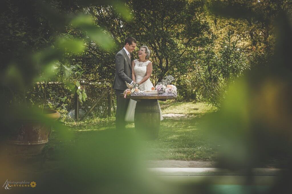 Emma & Alex in the garden of Fattoria di Corsignano