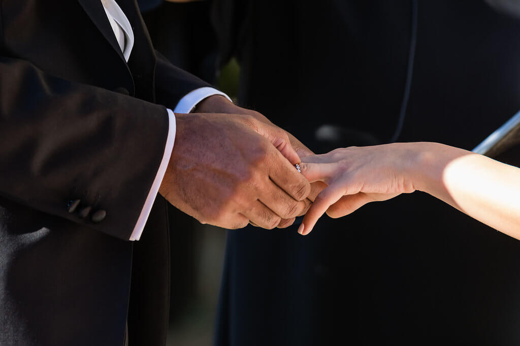 Kristina & Jerome exchange the rings