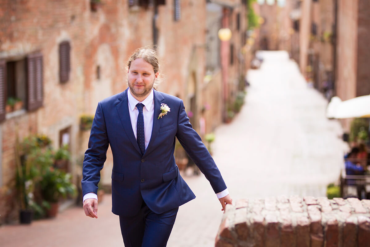getting married in Tuscany