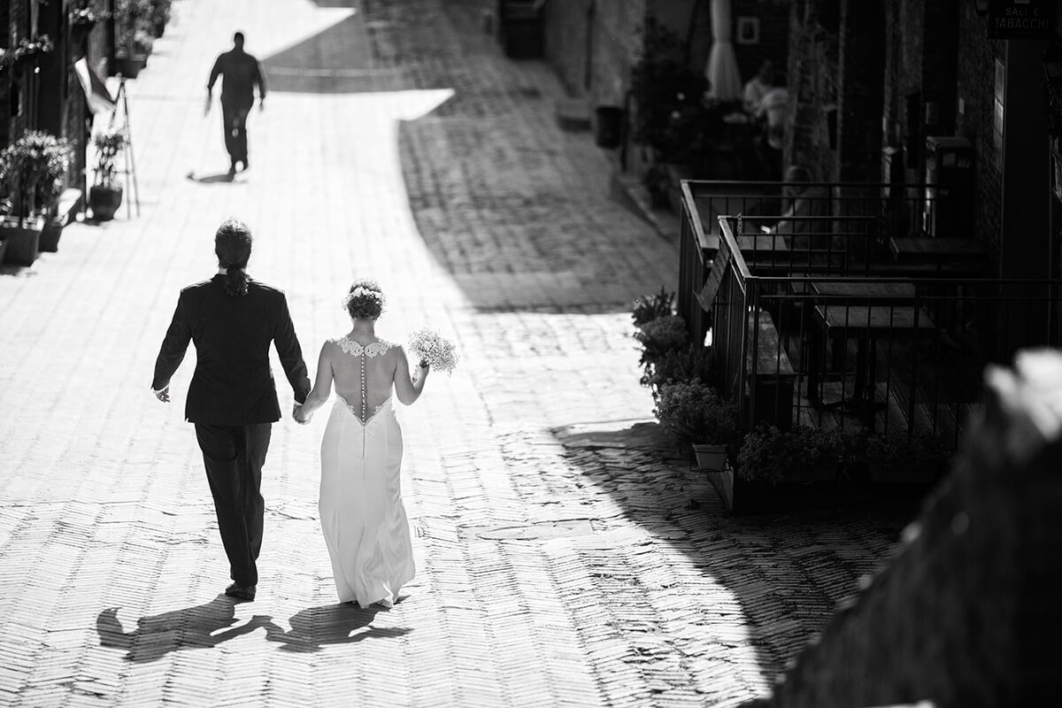 civil wedding in Tuscany