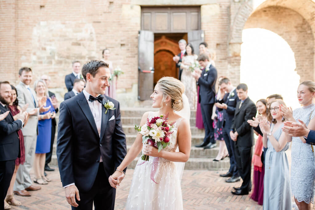 deconsecrated church for wedding in Tuscany