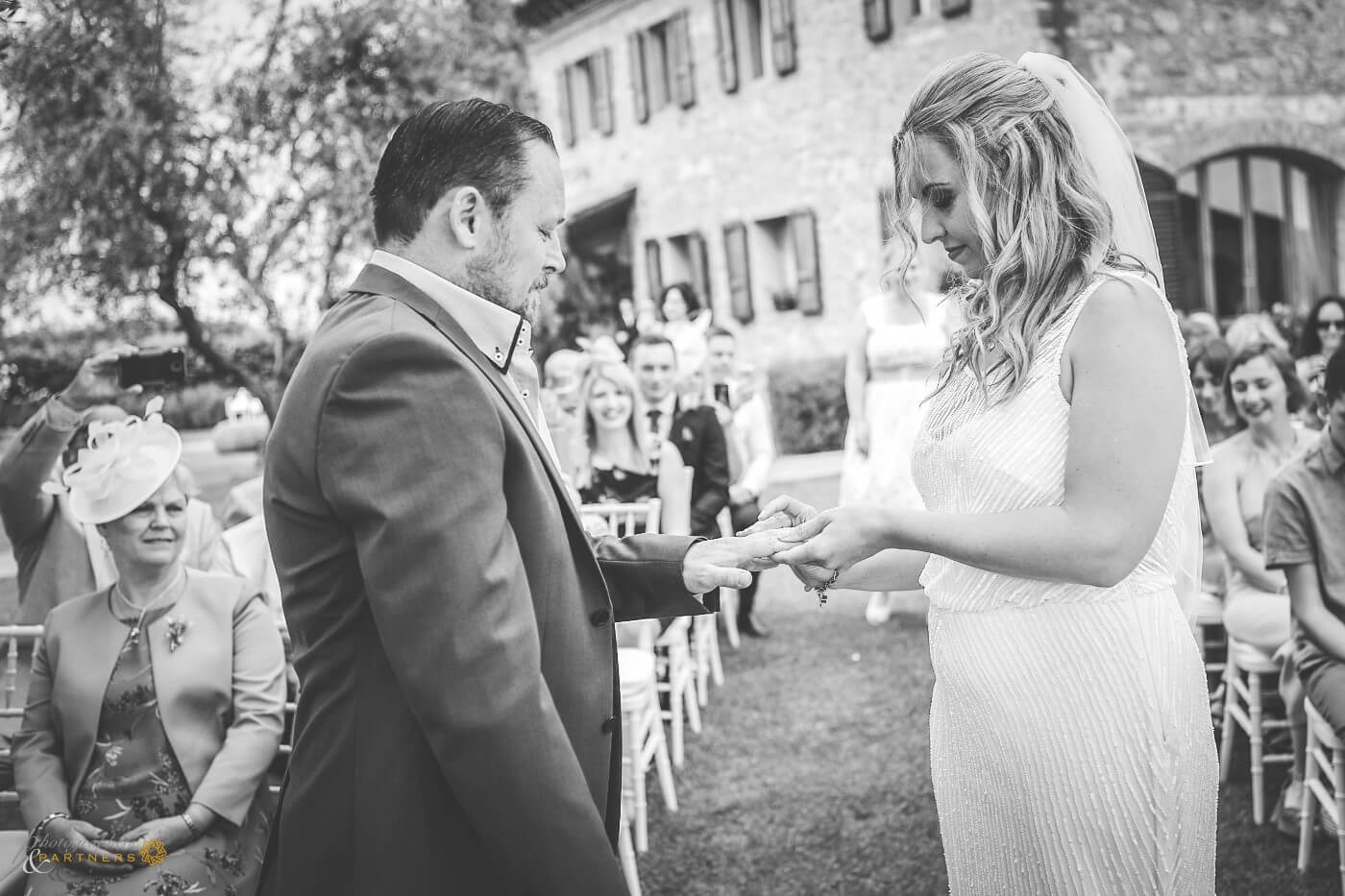 civil wedding in San Gimignano