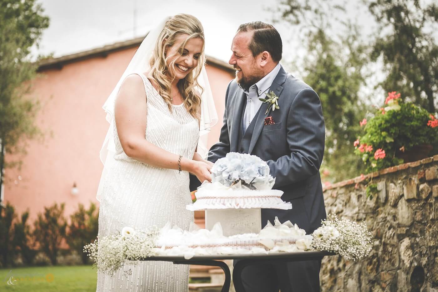 intamate May wedding in Italy
