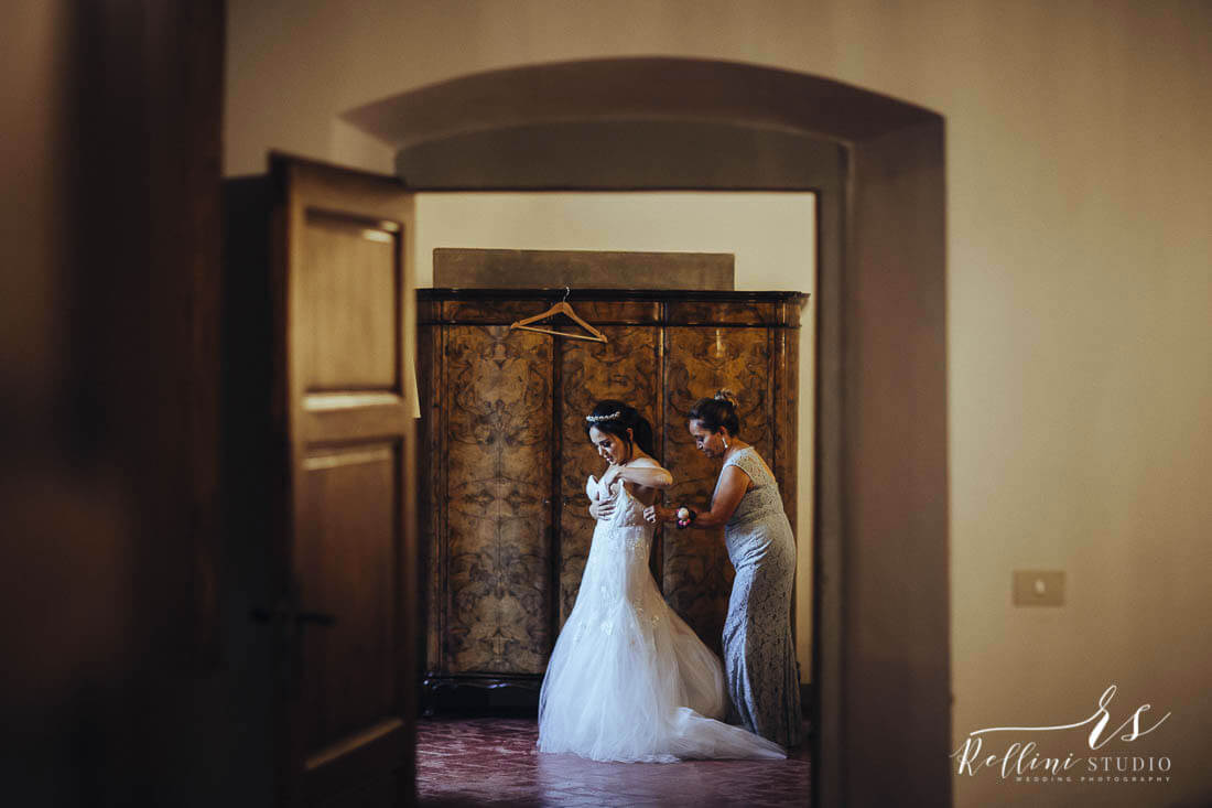 wedding in a castle in Tuscany