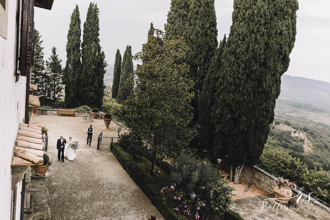 getting married in tuscany