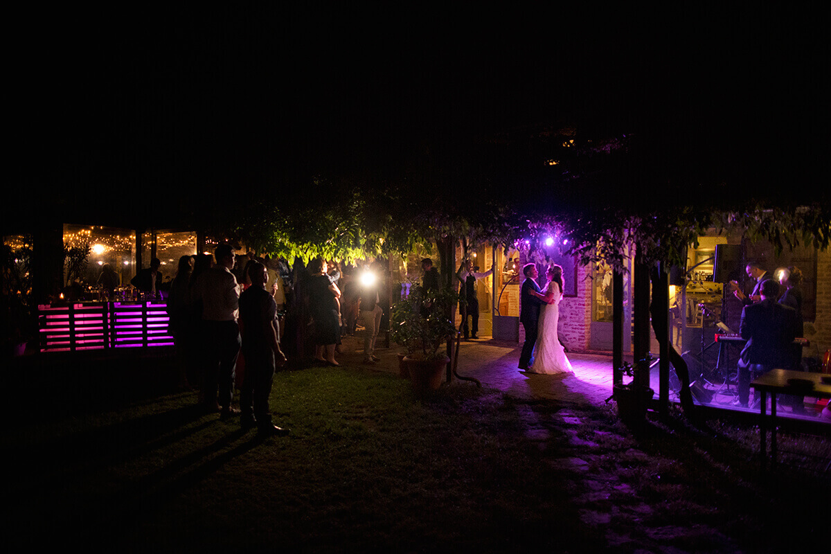 wedding ceremony in tuscany