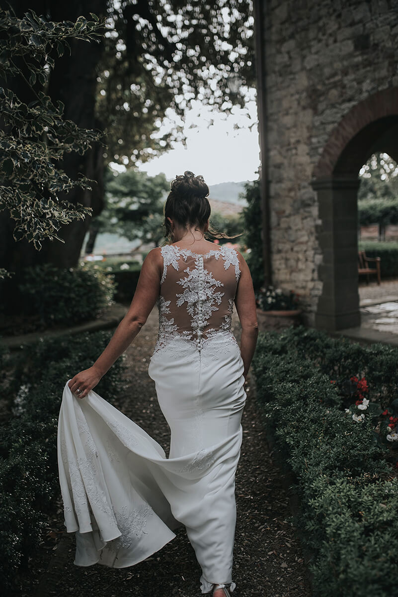 tuscan wedding in the garden