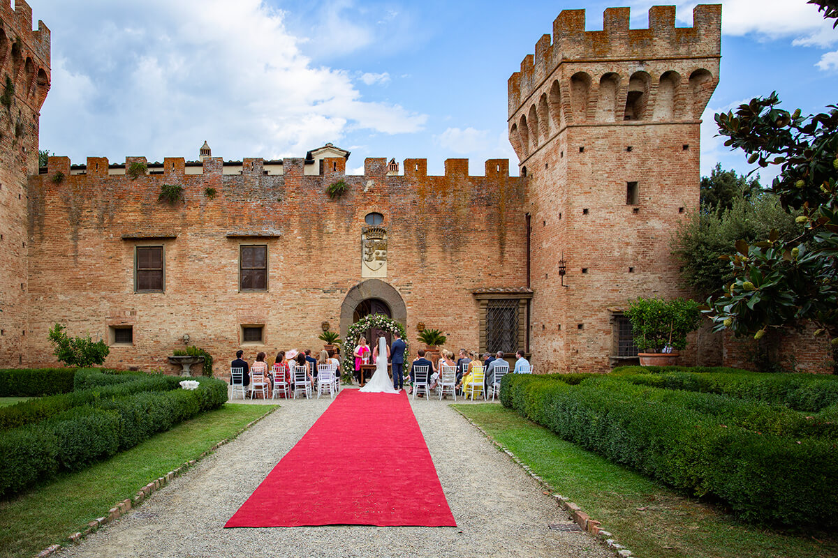 castle wedding tuscany