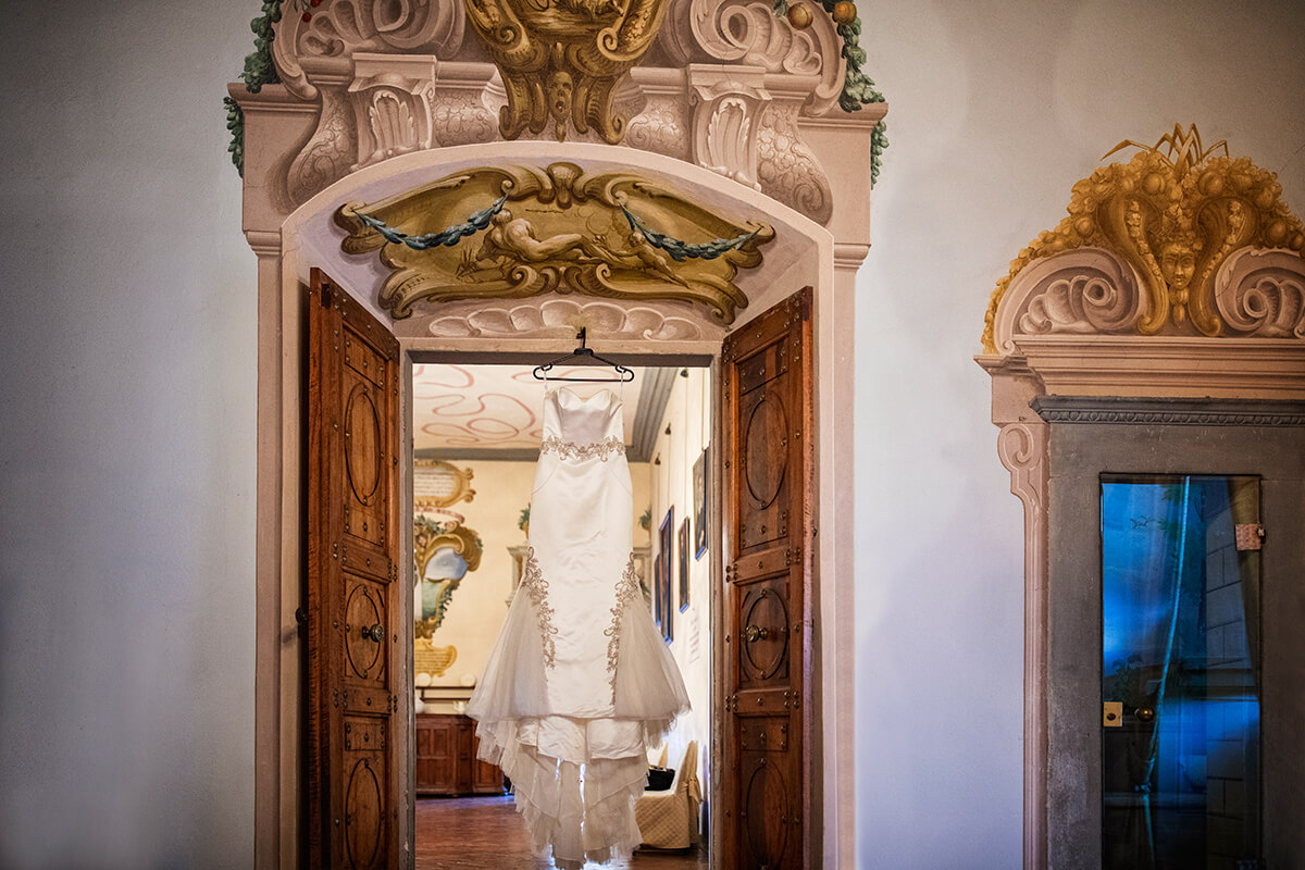 castle wedding venues in Tuscany