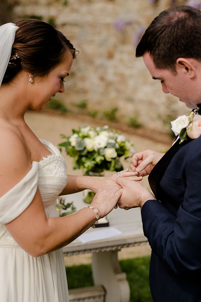 Allison & Michael elope in Italy for their wedding