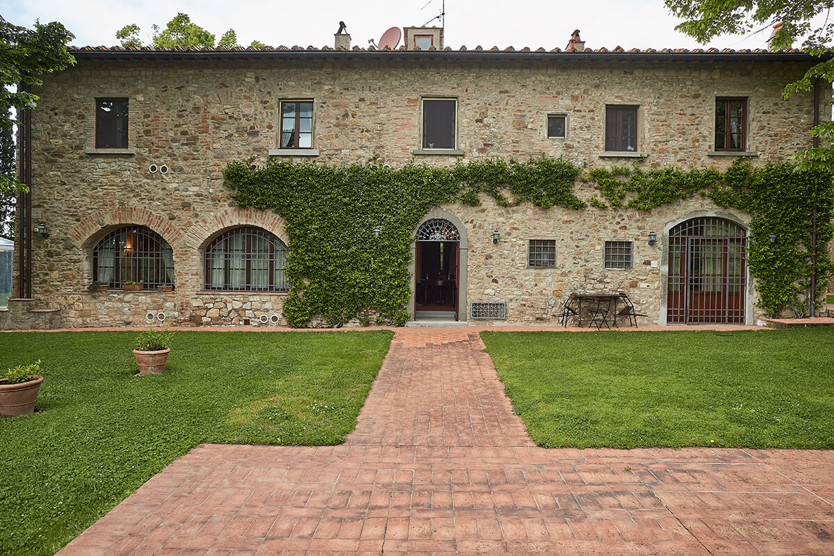 Getting married in Tuscany