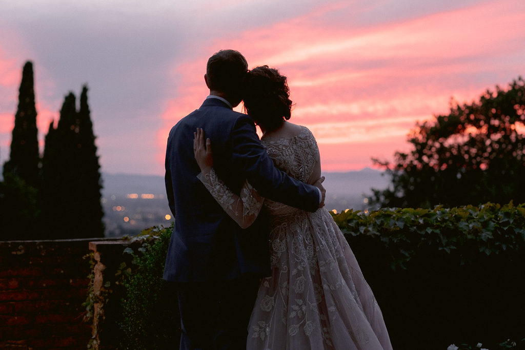 Tuscan wedding planner