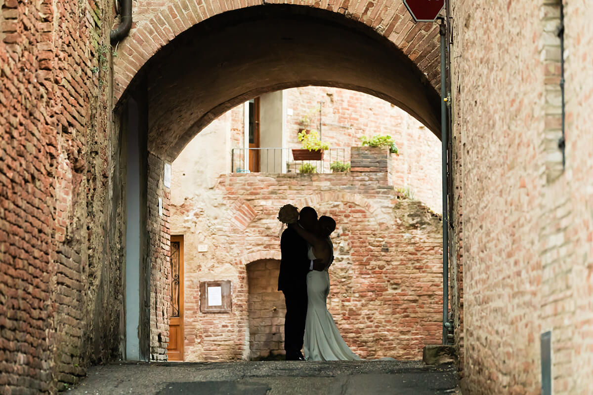 wedding in a tuscan medieval town