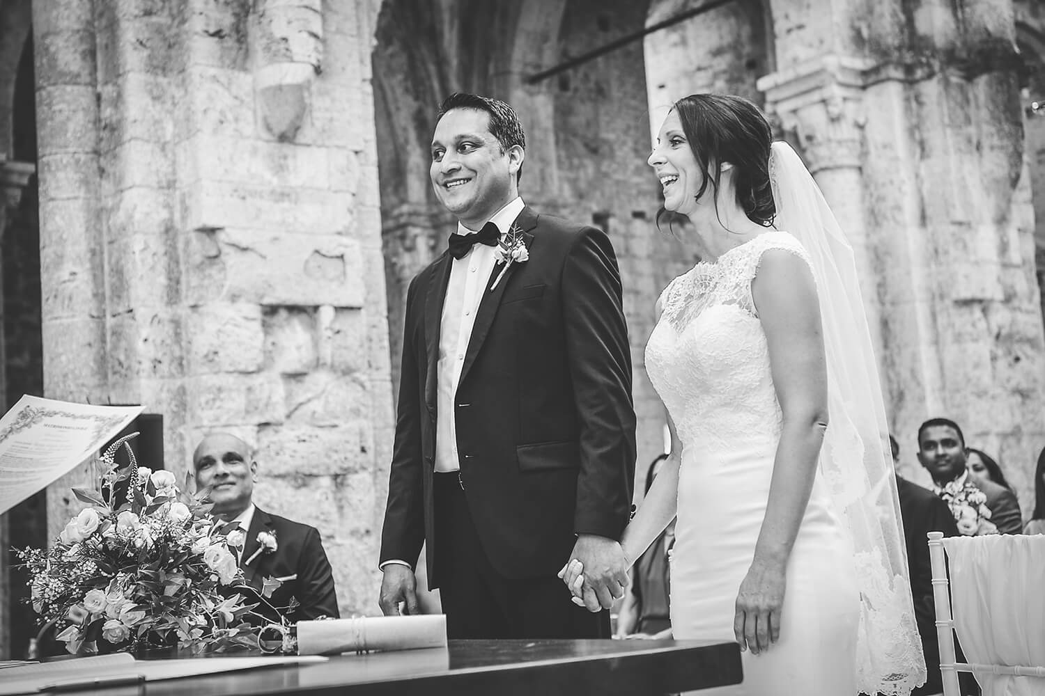 wedding ceremony in a old tuscan Abby 