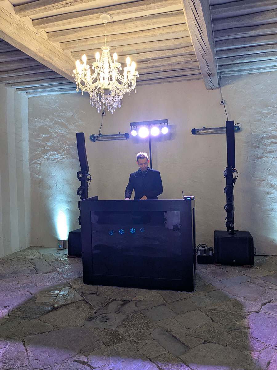 Lucy & Leigh wedding historical castle Chianti 26