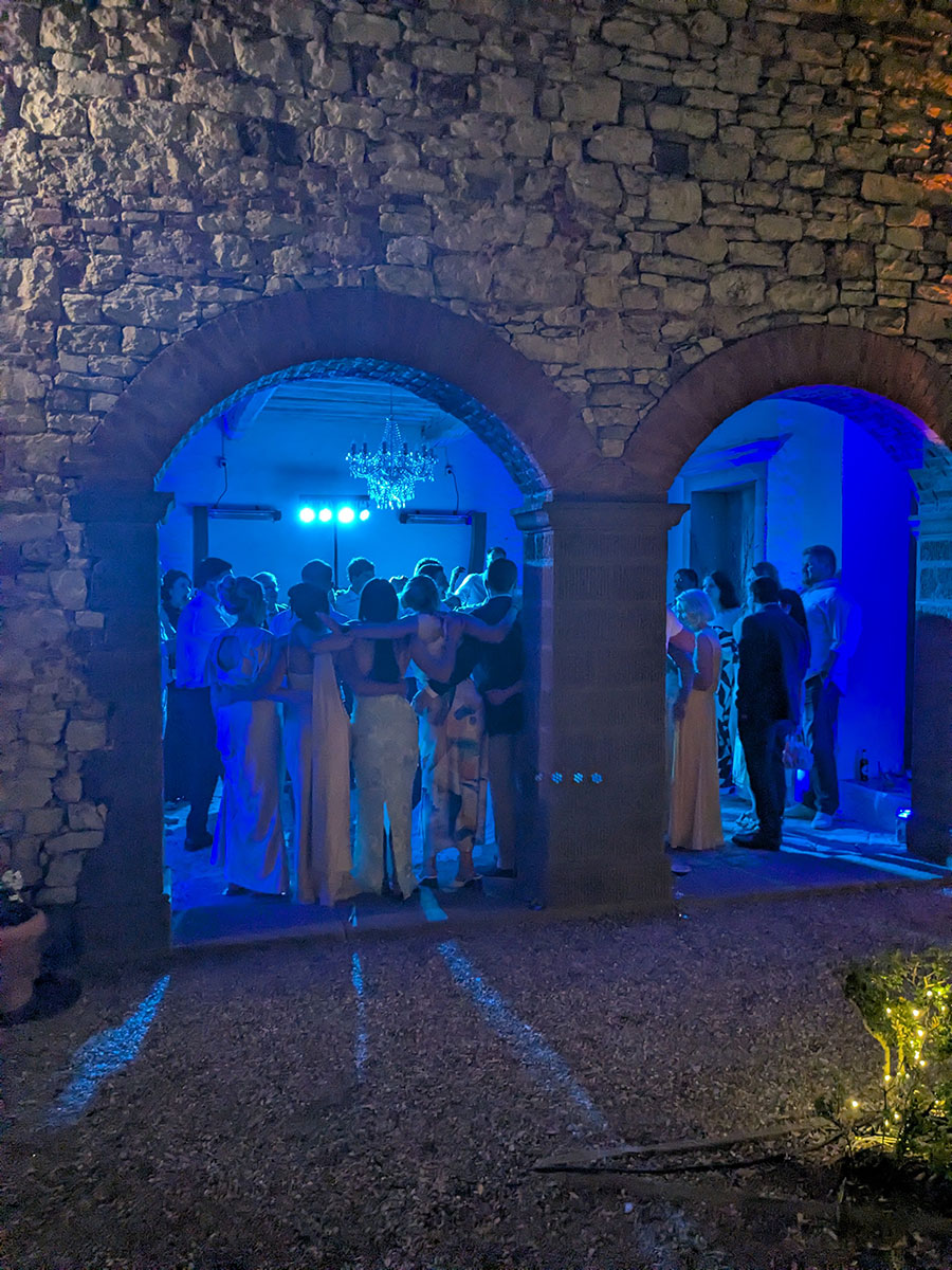Lucy & Leigh wedding historical castle Chianti 28